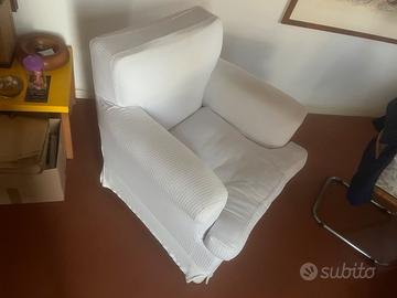 Letto a castello e poltrona