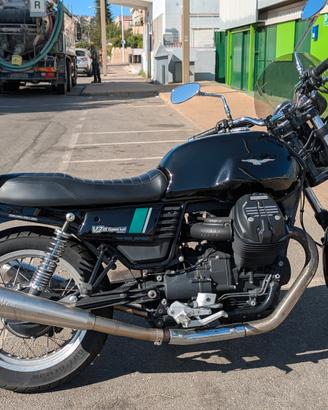 moto Guzzi V7 lll special