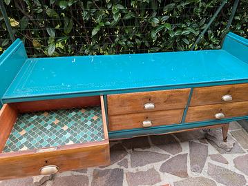 Credenza anni 60 rinnovata
