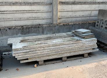 Gradini in granito serizzo