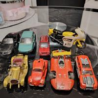 Lotto misto modellini auto e moto vintage 