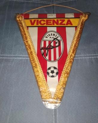 gagliardettostoriL R Vicenza aut da Roberto Baggio