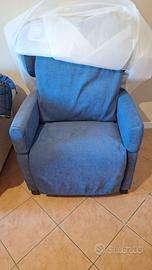 Poltrona multi accessoriata