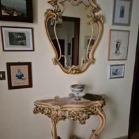 Console con specchio