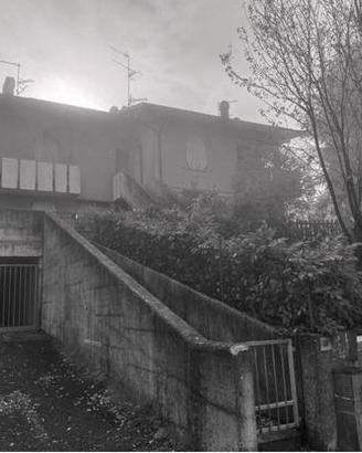 Immobile in asta di 141 m² con 3 locali e box auto