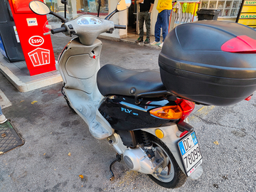 Piaggio fly 150