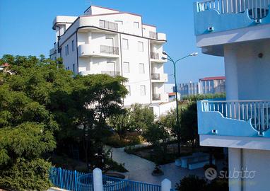 Appartamenti al Mare con giardino