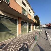 NEGOZIO A AZZANO SAN PAOLO