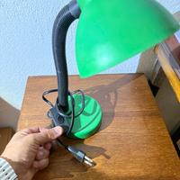 Lampada flessibile da scrivania