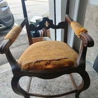 Poltroncina antica 