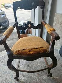 Poltroncina antica 