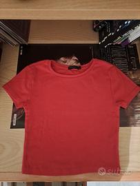 T-shirt Stradivarius taglia S