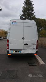 Vendesi mercedes Sprinter 313 cdi con cella a zero