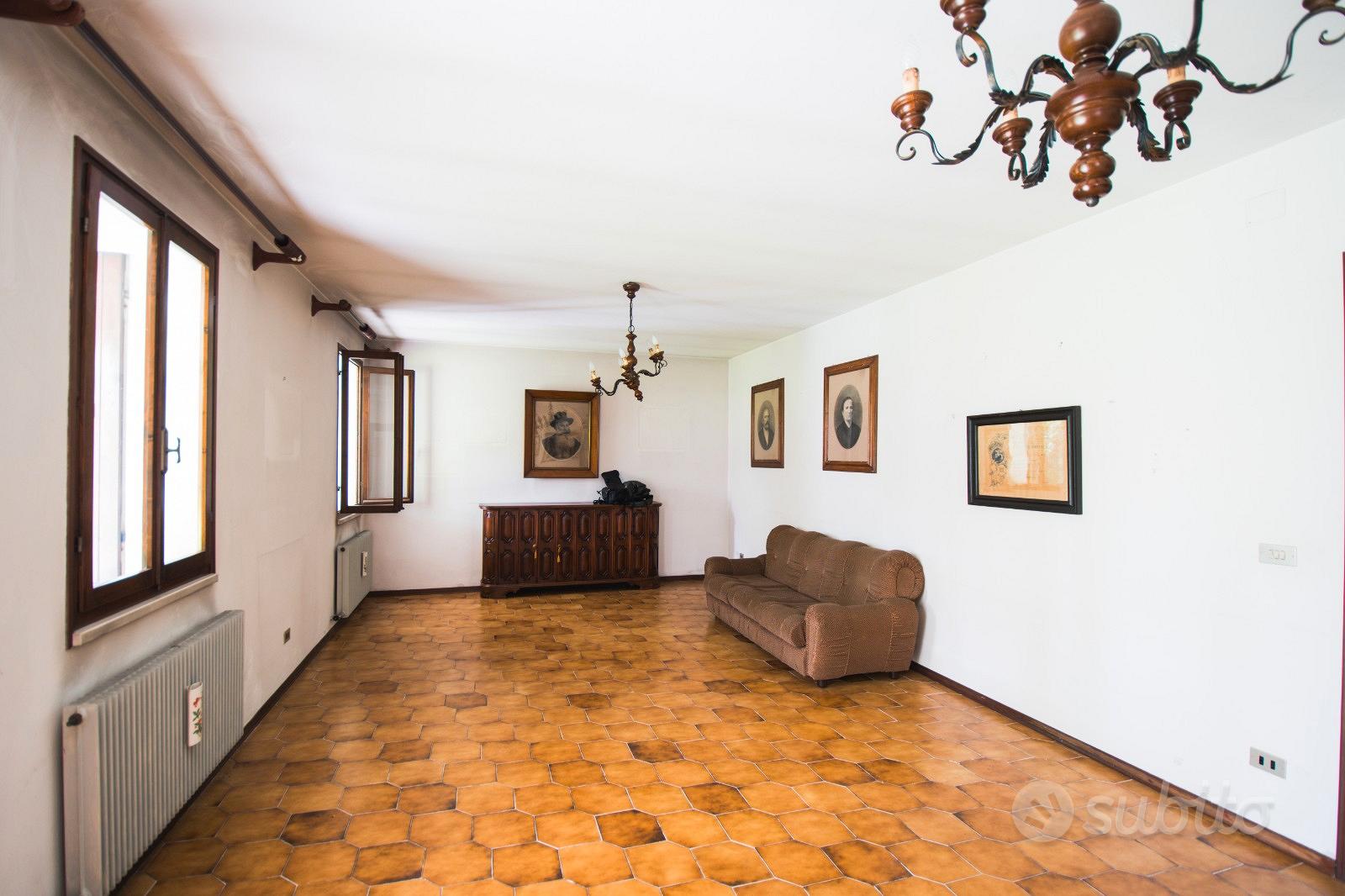 House in Cordenons, Villa d'Arco / Vile Sgrafe - Vista 2