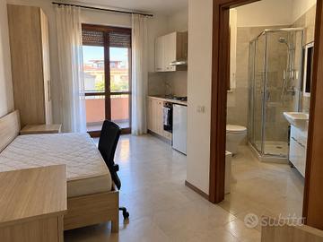 SINGOLA con BAGNO e UTENZE  INCLUSE