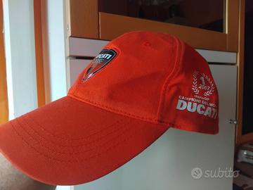 cappellino Ducati mondiali 2007.moto GP collezione