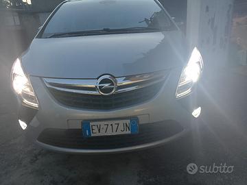 Opel Zafira c tourer 