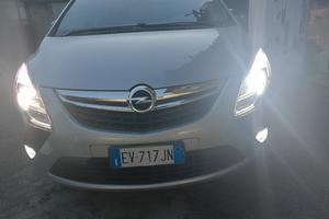 Opel Zafira c tourer 