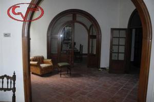 Villa di 150 m² con più di 5 locali e box auto a M