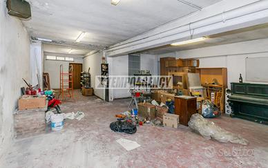 MAGAZZINO 70MQ CON CANTINA. LIBERO SUBITO!