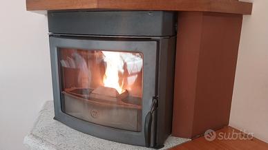 Camino a pellet Ecotherm Insert 49 Thermorossi