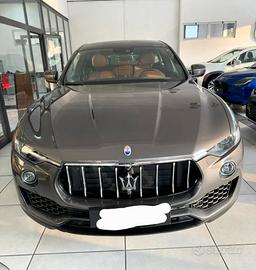 MASERATI LEVANTE SOLI 53.000 KM RARA