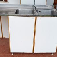 cucina completa di cappa e lavandino 