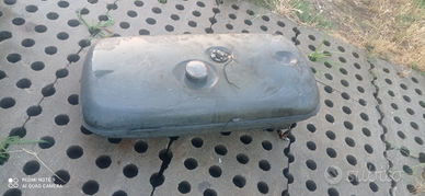 Serbatoio gasolio Fendt farmer 106 s turbomatic