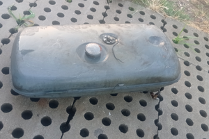 Serbatoio gasolio Fendt farmer 106 s turbomatic