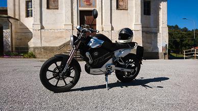 Super Soco TC Max - 2023