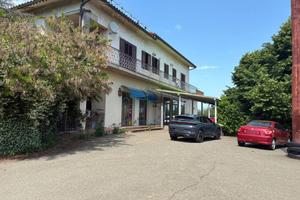 Immobile in asta di 1034 m² a Terricciola