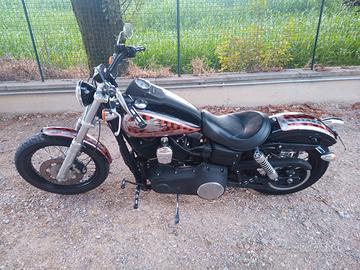 HARLEY DAVIDSON