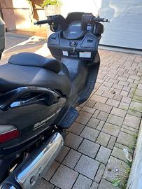 Suzuki Burgman 650