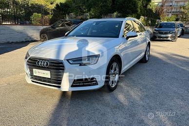 AUDI A4 Avant 2.0 TDI 122 CV S tronic Business