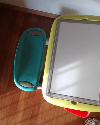 tavolino attività per bambini