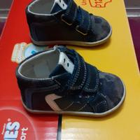 Scarpe Primigi misura 22