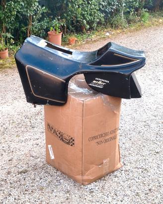 Codone in vetroresina per maxi moto anni 70