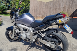 Yamaha FZ6