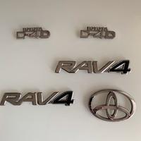 Toyota Rav4 d4d stemma e scritte originali