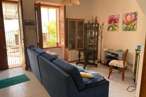 Guspini- Indipendente in via Pio piras