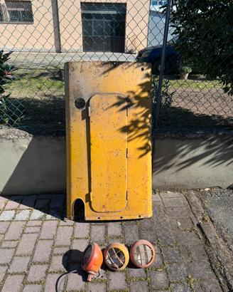 Cofano e fanali Fiat 70c
