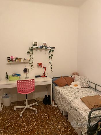 Posto letto per Ragazza pieno centro