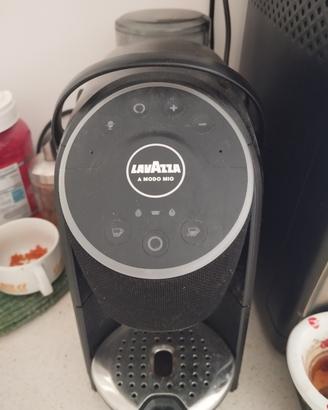 macchina del caffè Lavazza voicy Alexa