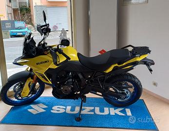 Suzuki V Strom DL 800 DE