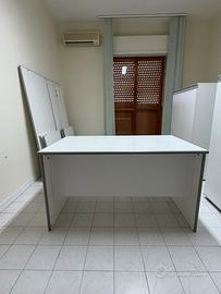 Scrivania per arredo uffici