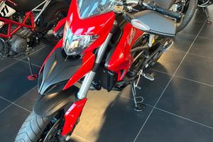 Ducati Hyperstrada 821 Accessoriata DA RIPARARE