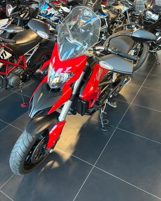 Ducati Hyperstrada 821 Accessoriata DA RIPARARE