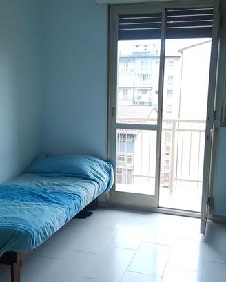 300euro 2 camere singole Mirafiori