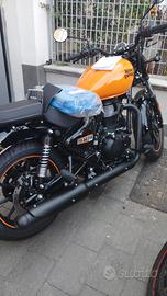 Royal Enfield Meteor 350 Fireball  "Orange"