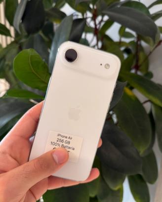 iPhone Air - 100% Batteria